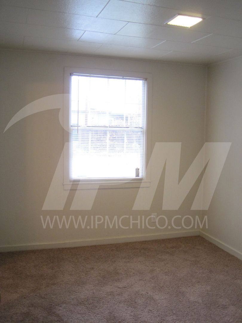 Apartment for rent at 1752-1754 Vallombrosa Ave, Chico, CA 95926