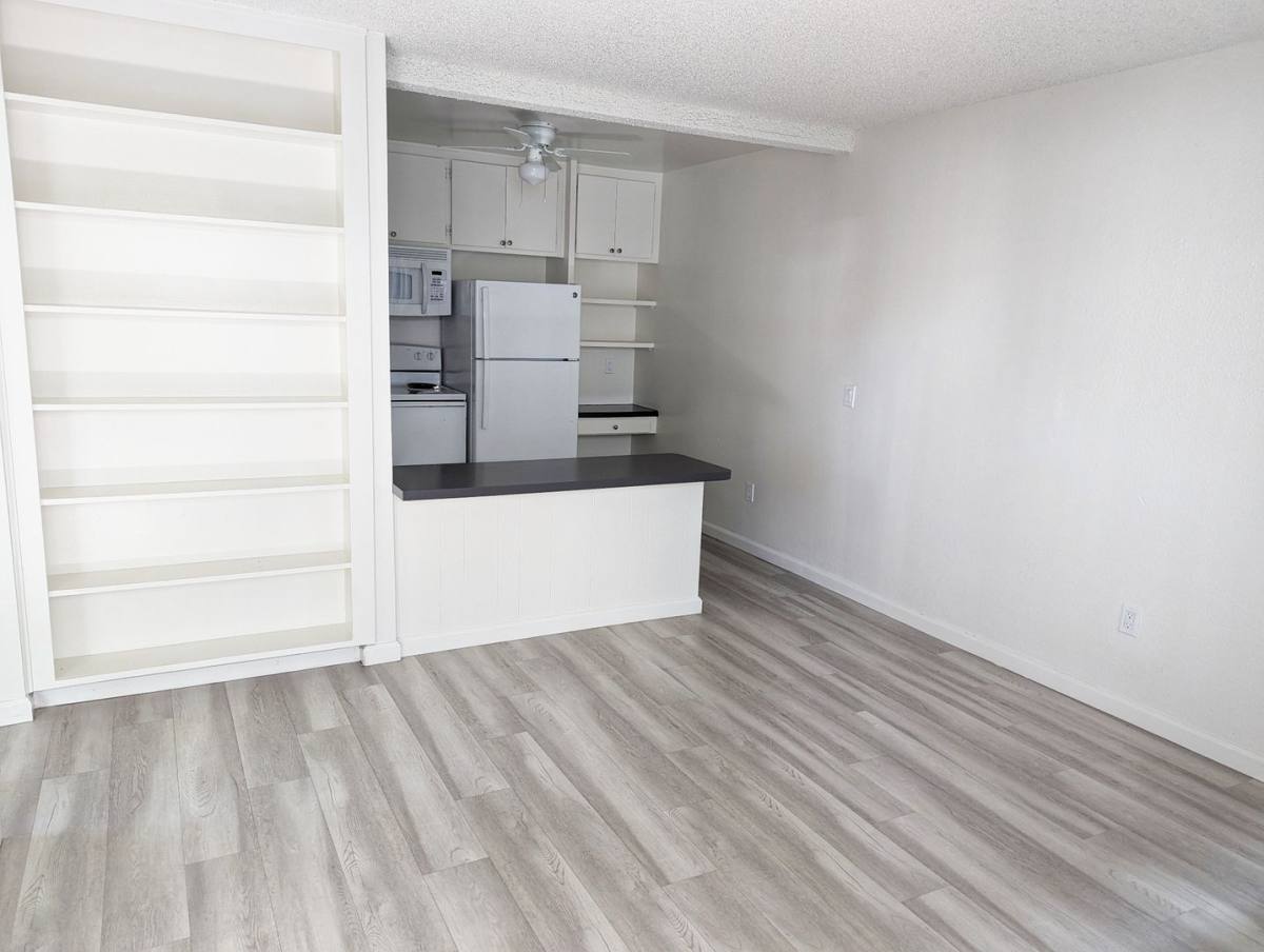 Apartment for rent at 3277 Berger Ave, San Diego, CA 92123