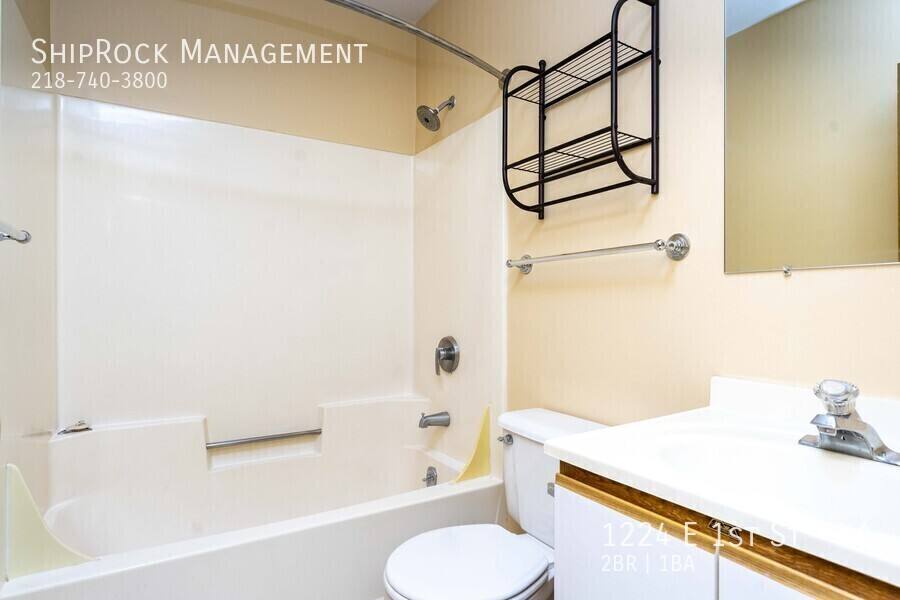 Apartment for rent at 1224 E 1st St #A, Duluth, MN 55805