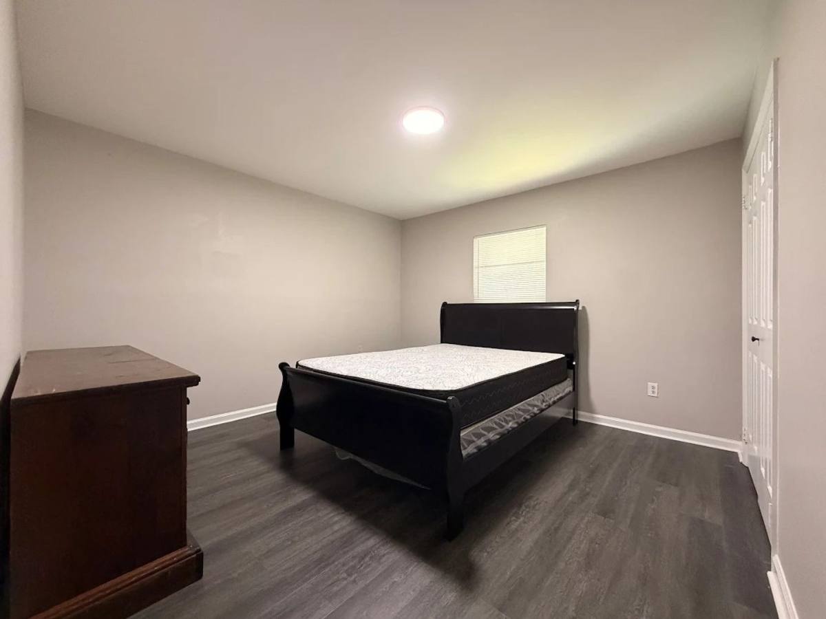 Apartment for rent at 140 Cumberland Court, Athens, GA 30607
