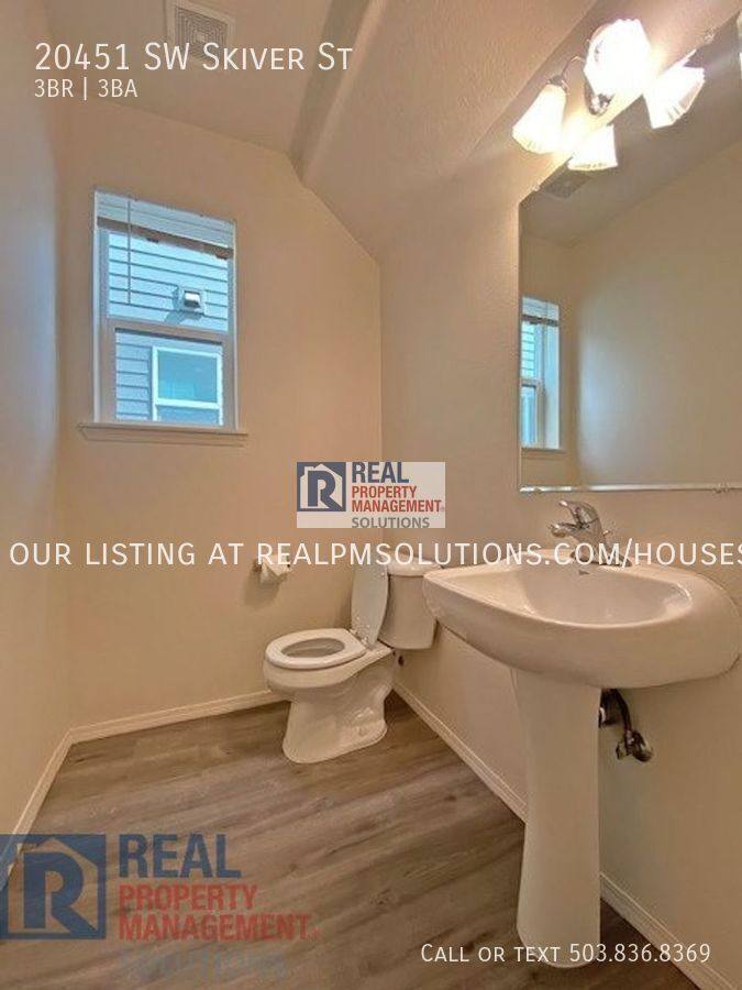 House for rent at 20451 SW Skiver St, Beaverton, OR 97007