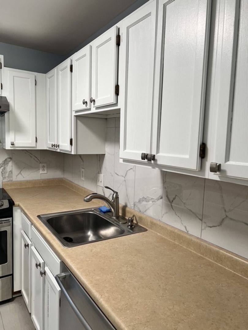 Townhouse for rent at 605 N 44th St, Philadelphia, PA 19104