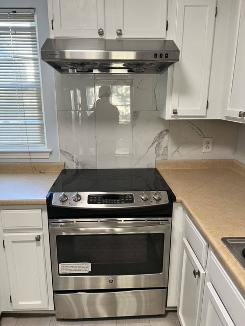 Townhouse for rent at 605 N 44th St, Philadelphia, PA 19104