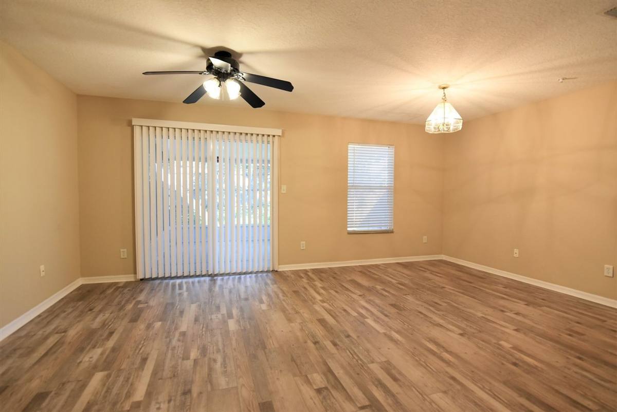 Townhouse for rent at 1066 Dolphin Dr, Winter Garden, FL 34787