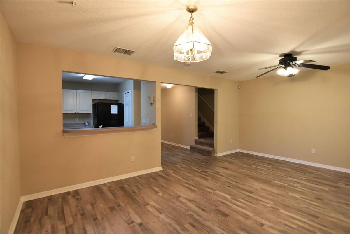 Townhouse for rent at 1066 Dolphin Dr, Winter Garden, FL 34787