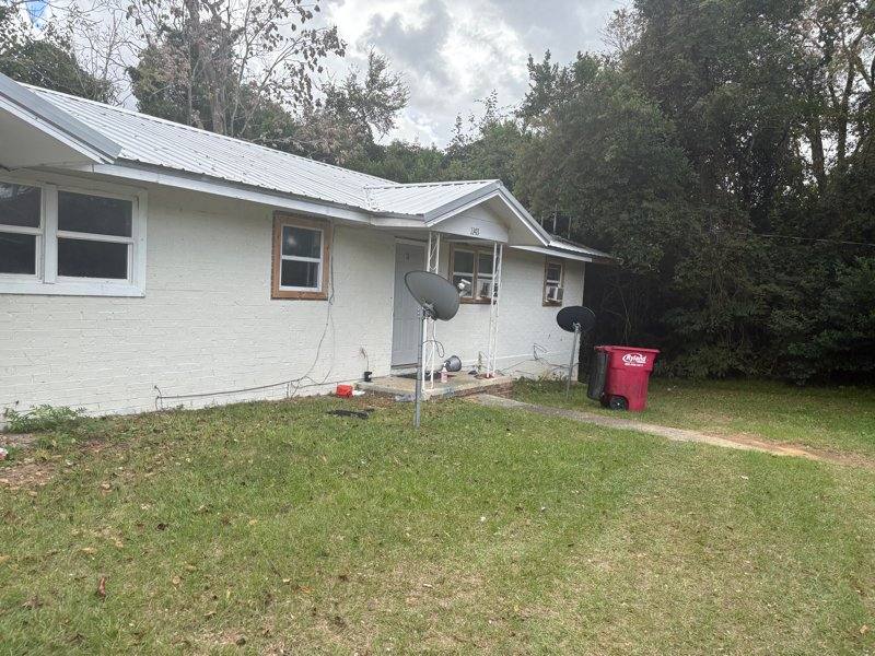 Apartment for rent at 1143 Woolfolk St #3, Macon, GA 31217