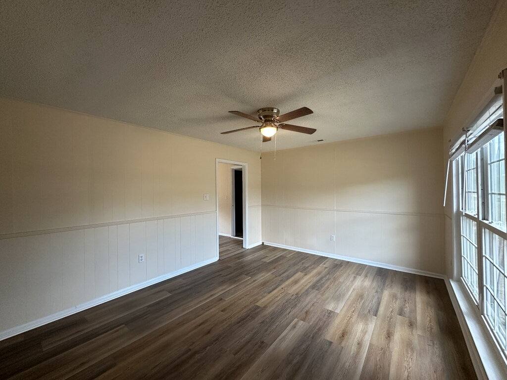 House for rent at 21 Crown Point Rd, Hubert, NC 28539