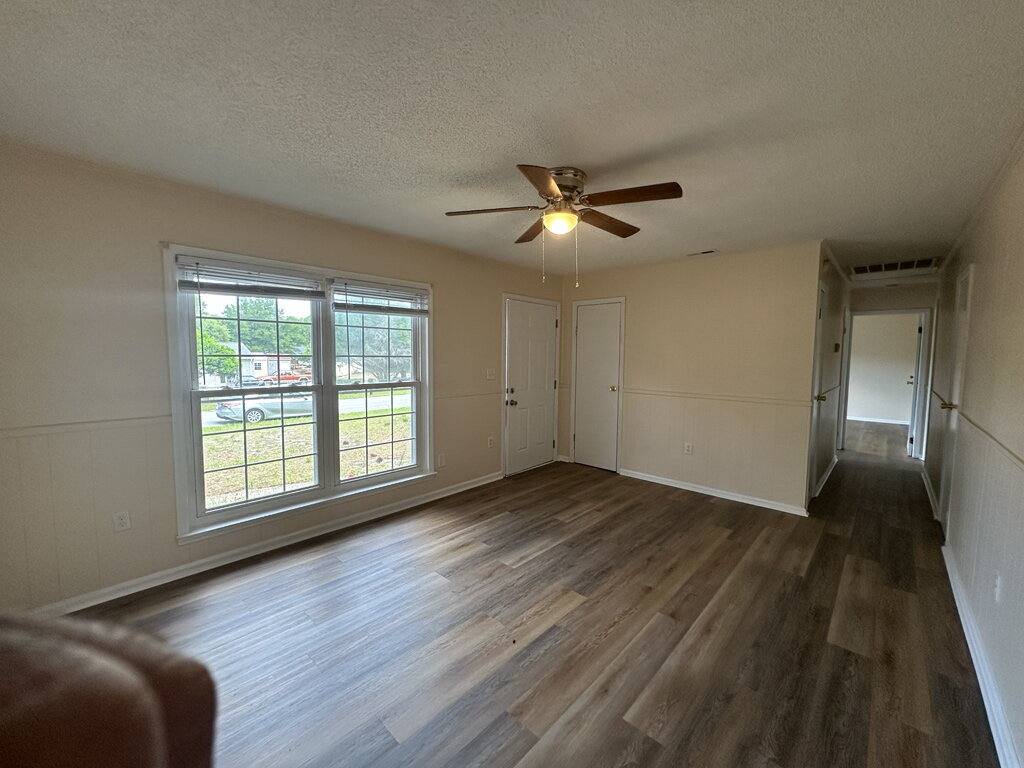 House for rent at 21 Crown Point Rd, Hubert, NC 28539
