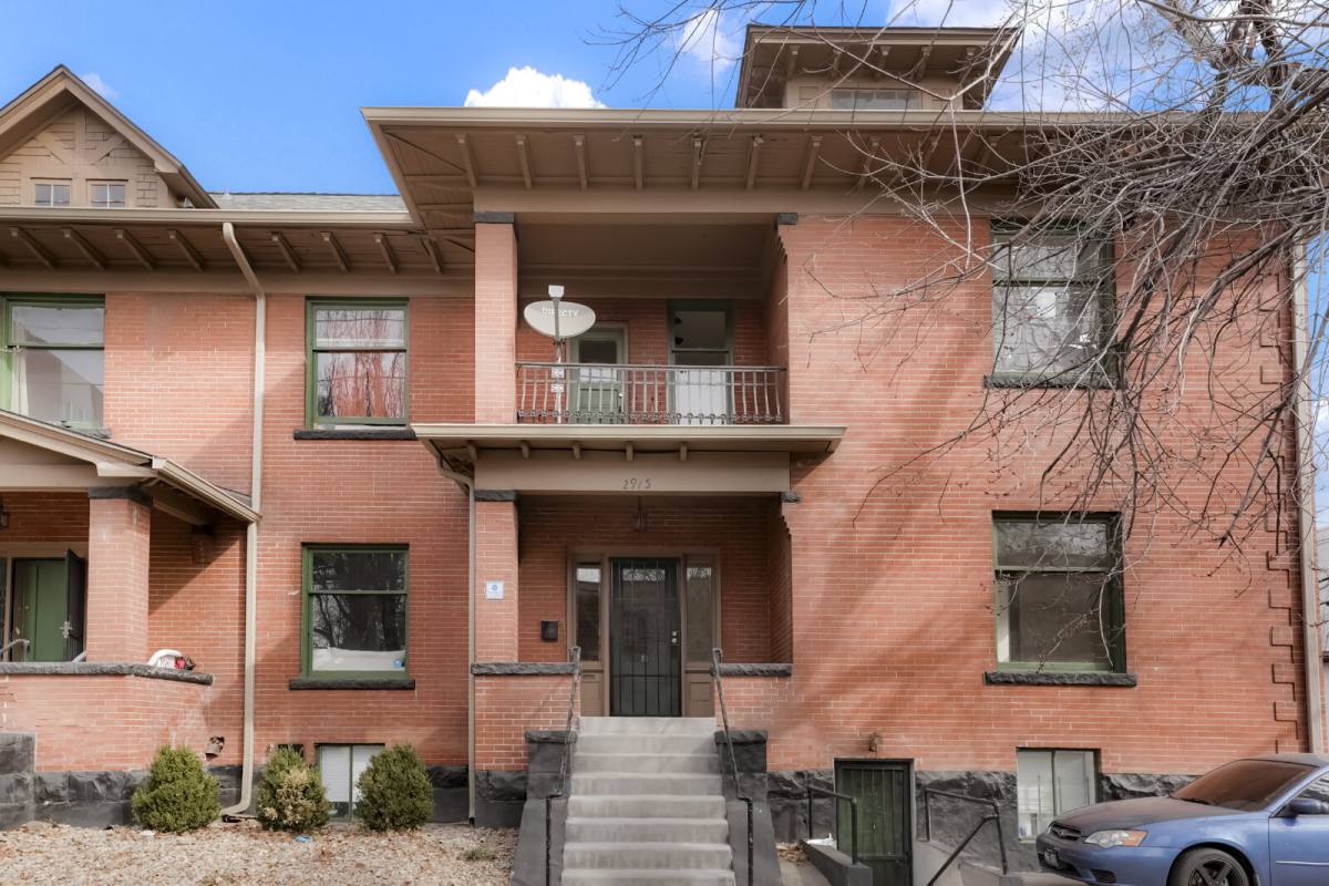 Townhouse for rent at 2915 E 14th Ave, Denver, CO 80206