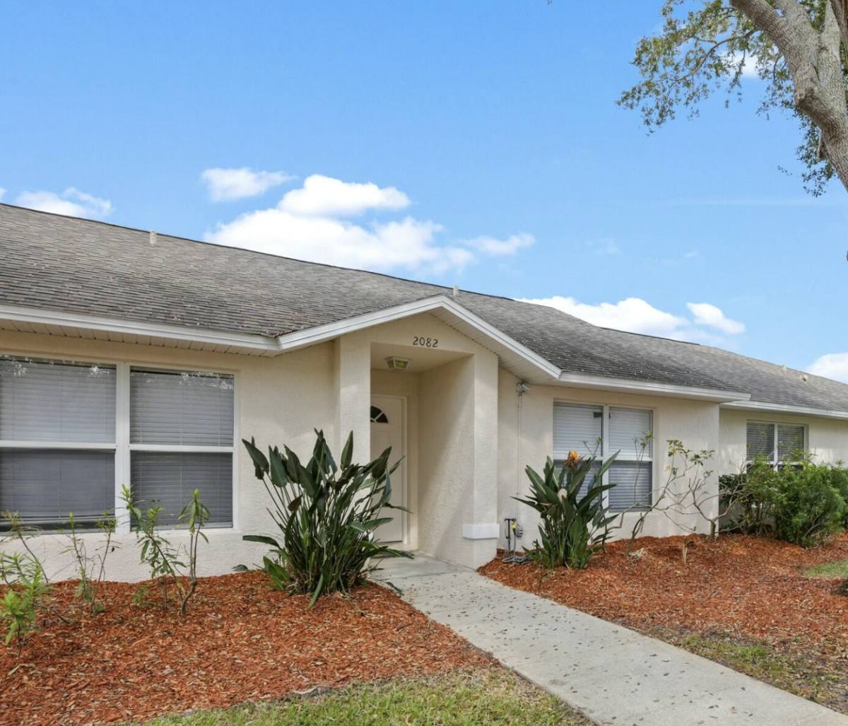 House for rent at 2082 Foxwood Dr, Melbourne, FL 32935