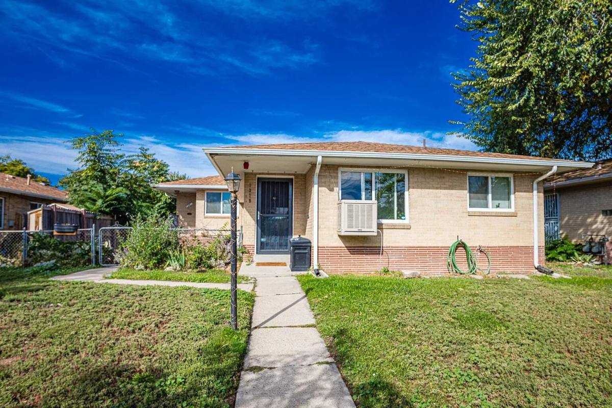 House for rent at 1381 S Grant St, Denver, CO 80210