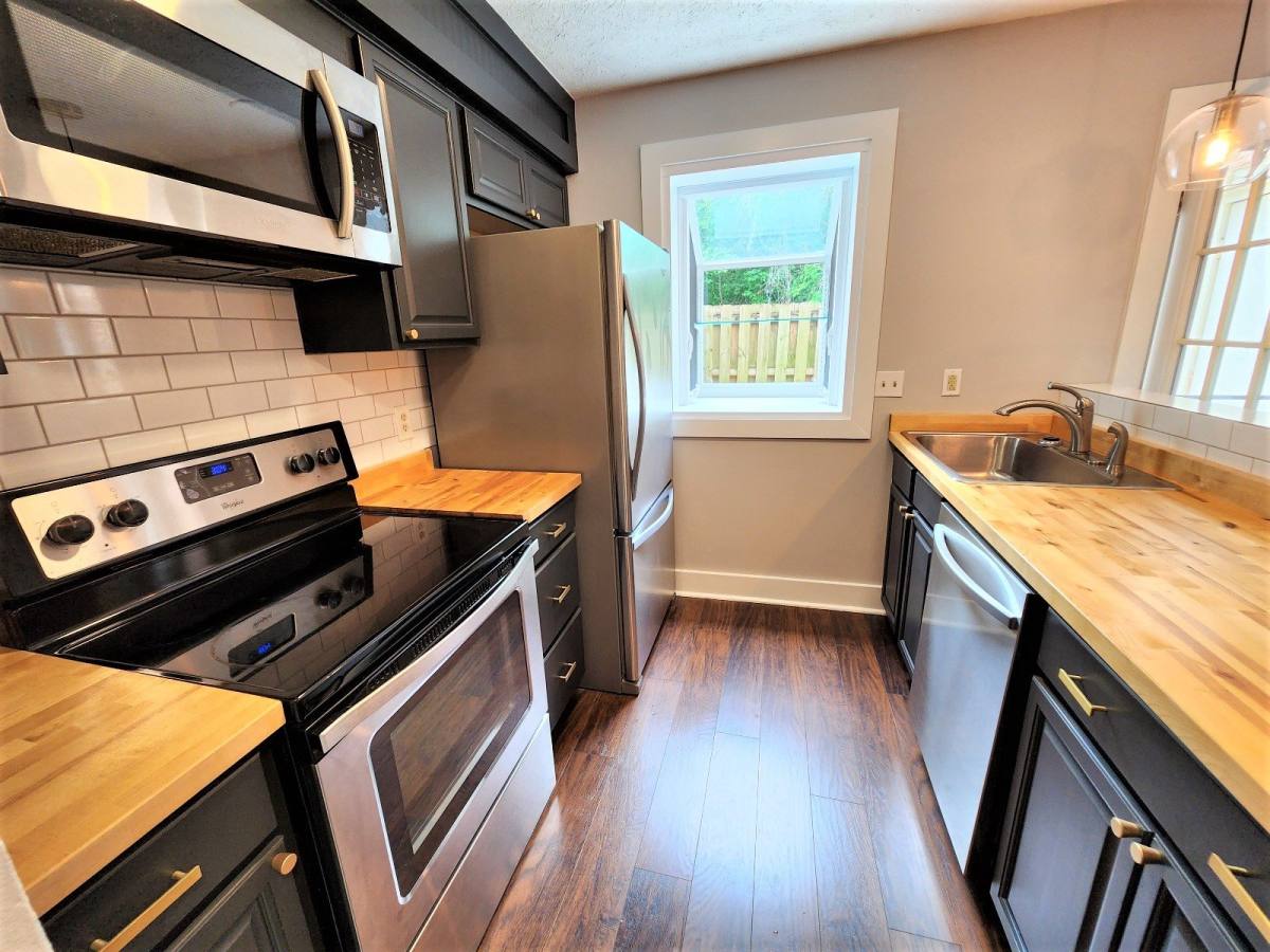 Townhouse for rent at 141 Thistle Lane, Hermitage, TN 37076