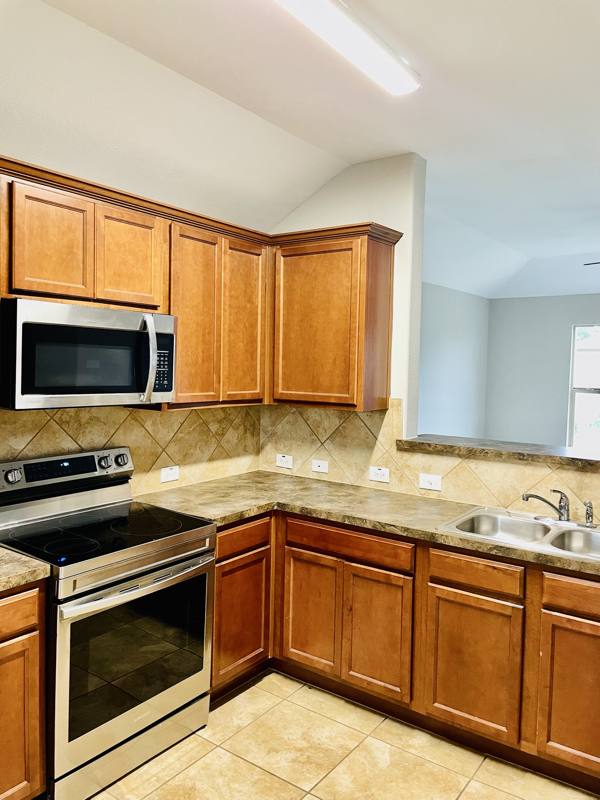 House for rent at 604 Poncho Lane, Haslet, TX 76052