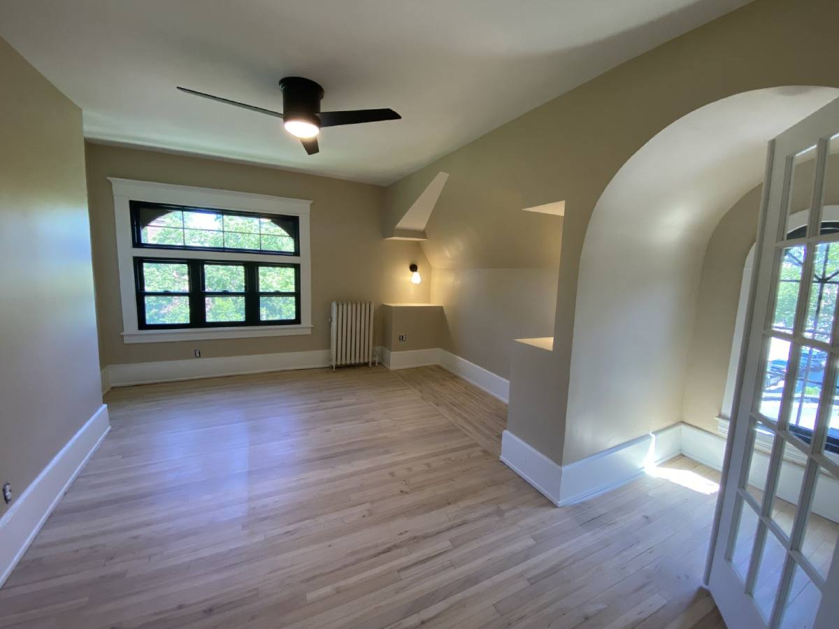 Apartment for rent at 2000 2002 Dupont Ave S #9, Minneapolis, MN 55405