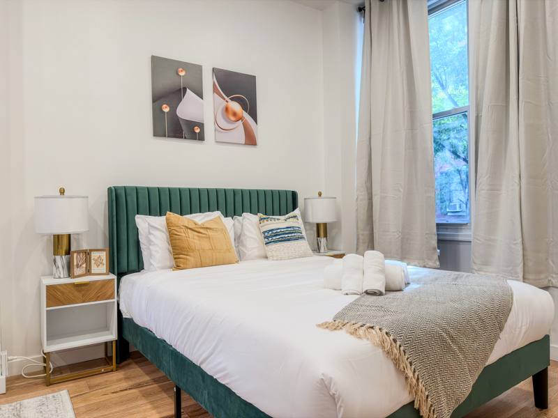 Apartment for rent at 2129 Pine St #1F, Philadelphia, PA 19103
