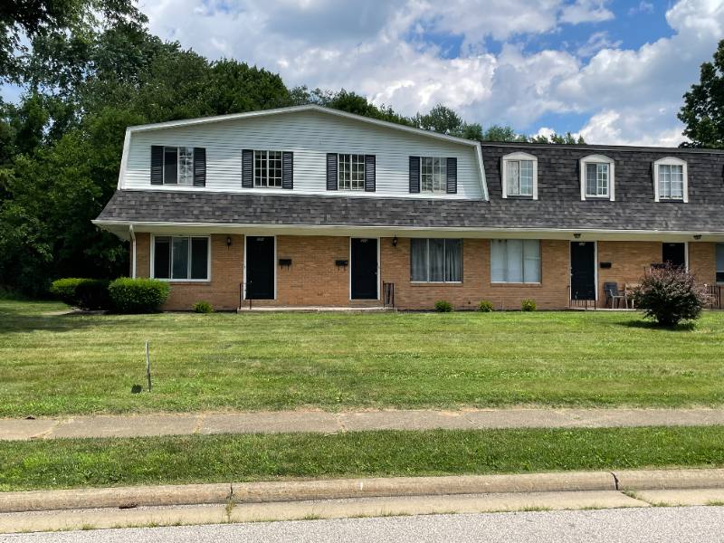 Townhouse for rent at 415 Sheraton Ave NW #415, North Canton, OH 44720