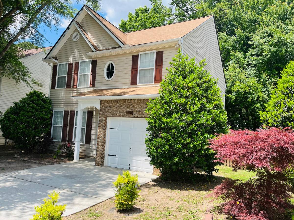 House for rent at 4014 Carisbrook Dr, Union City, GA 30291