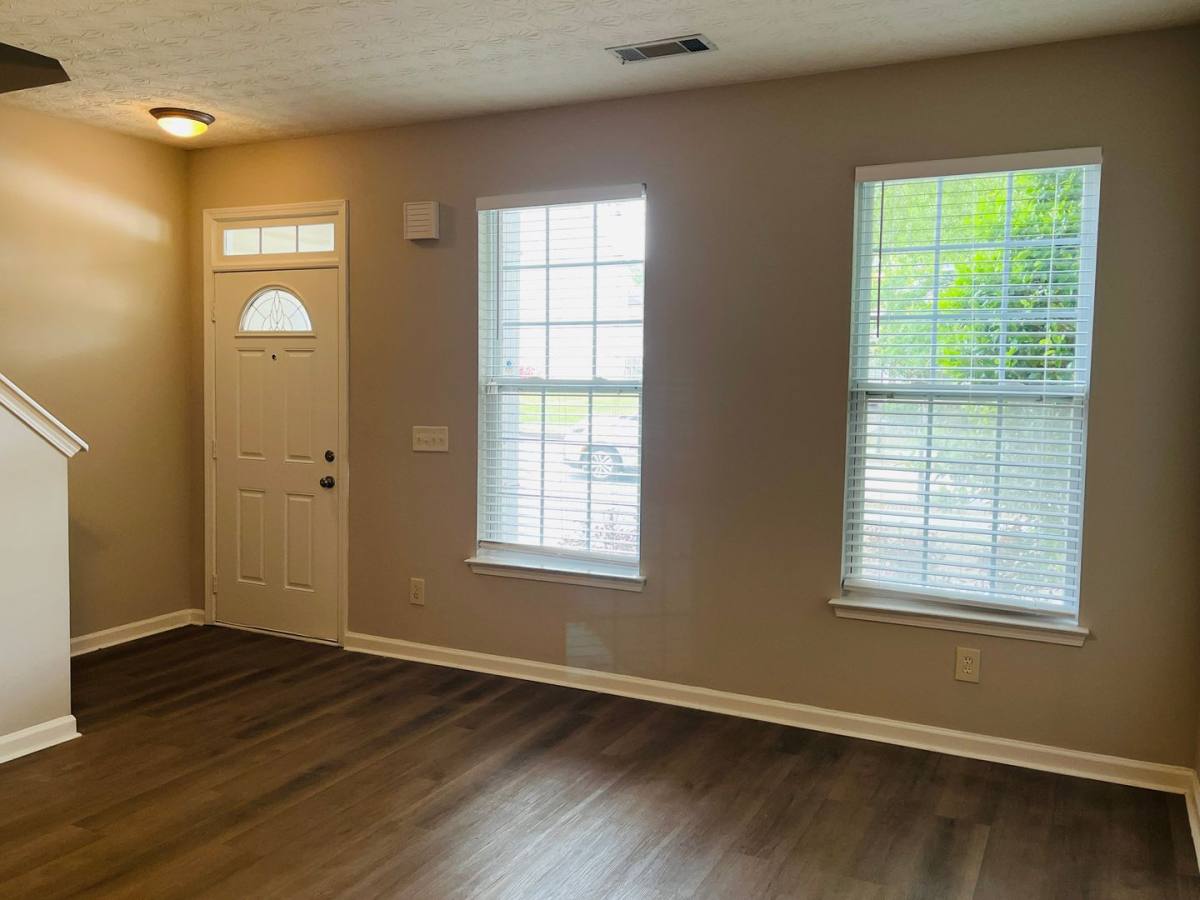 House for rent at 4014 Carisbrook Dr, Union City, GA 30291