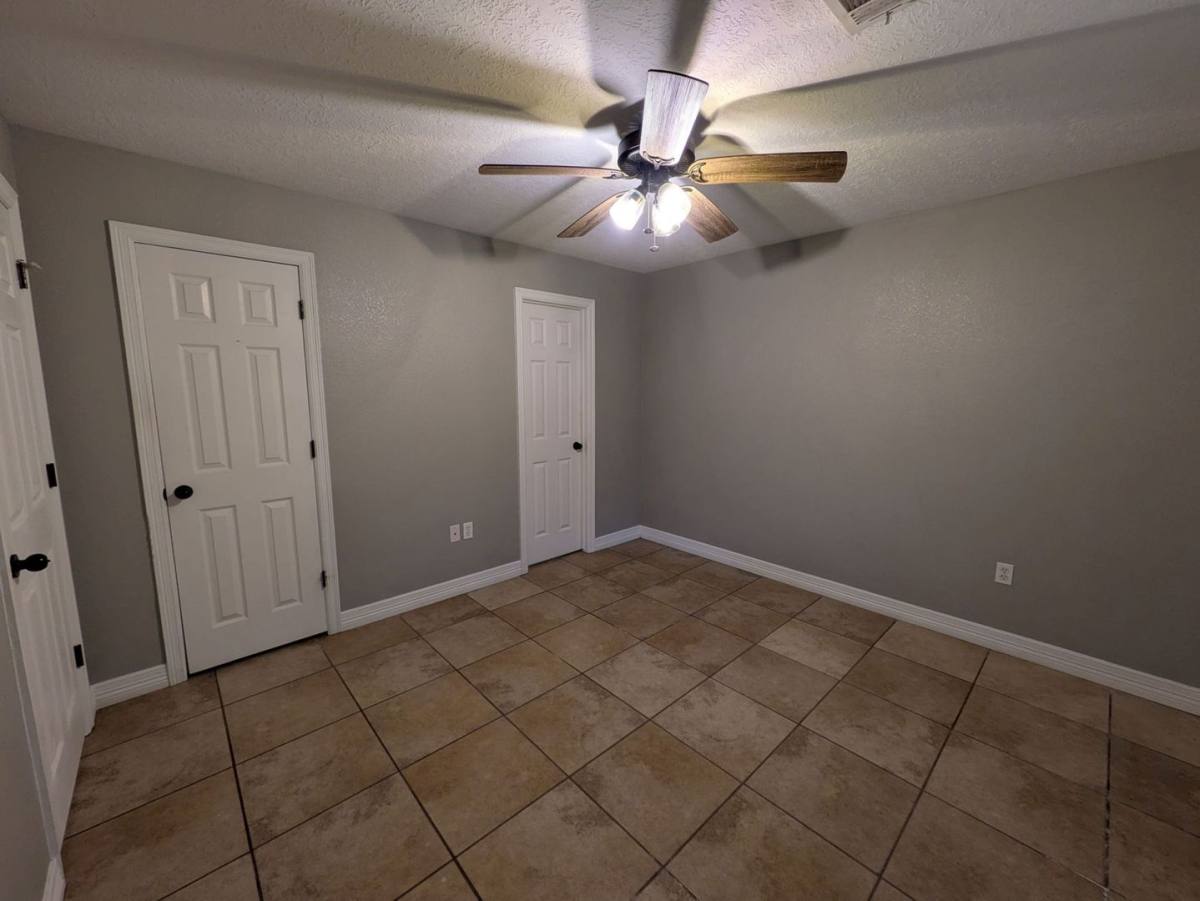 Townhouse for rent at 604-633 Douglas St, Bridge City, TX 77611