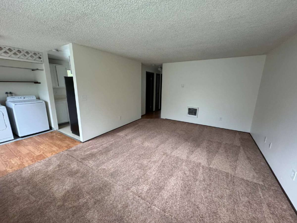 Apartment for rent at 9626 SE Foster Rd, Portland, OR 97266