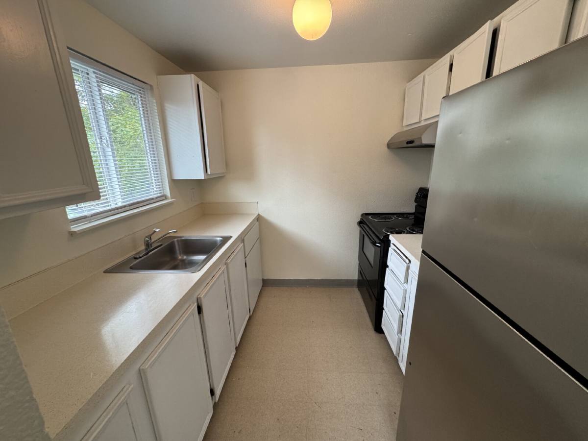 Apartment for rent at 9626 SE Foster Rd, Portland, OR 97266