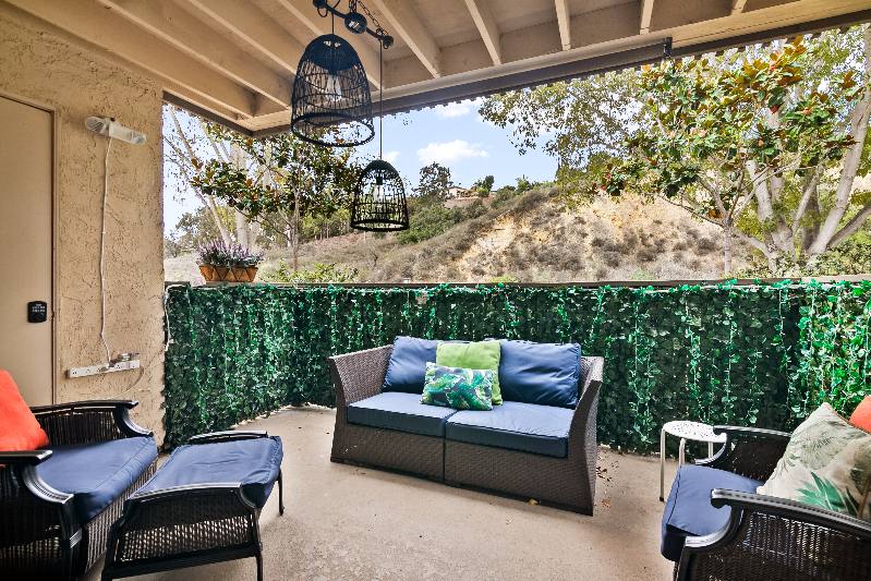 Apartment for rent at 8503 Villa La Jolla Dr #B, La Jolla, CA 92037