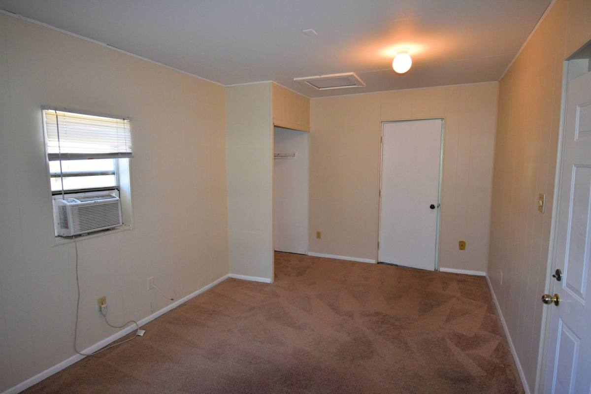 House for rent at 319 Montgomery Ave, Fort Myers, FL 33905