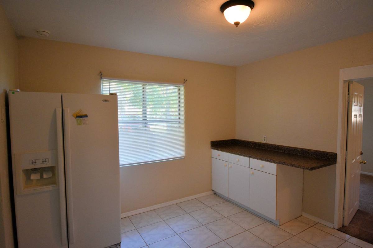 House for rent at 319 Montgomery Ave, Fort Myers, FL 33905