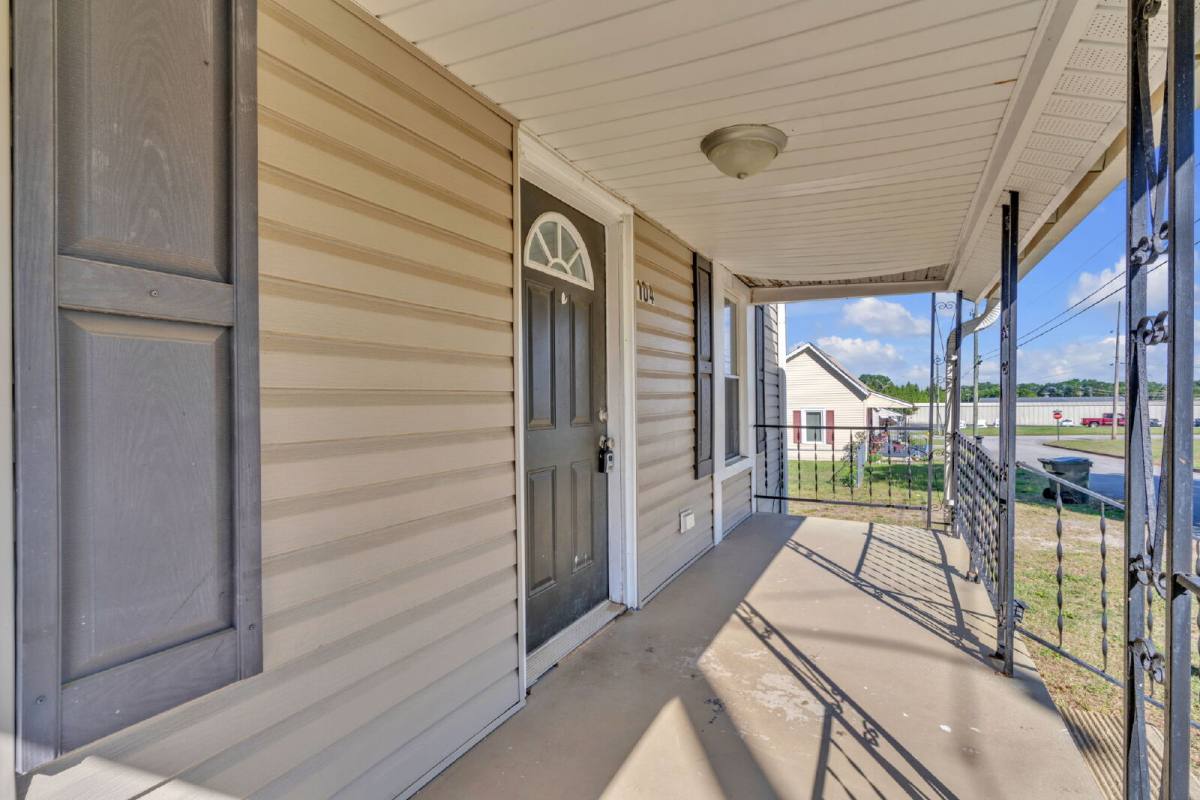 House for rent at 104 Lake Ave, Greer, SC 29650