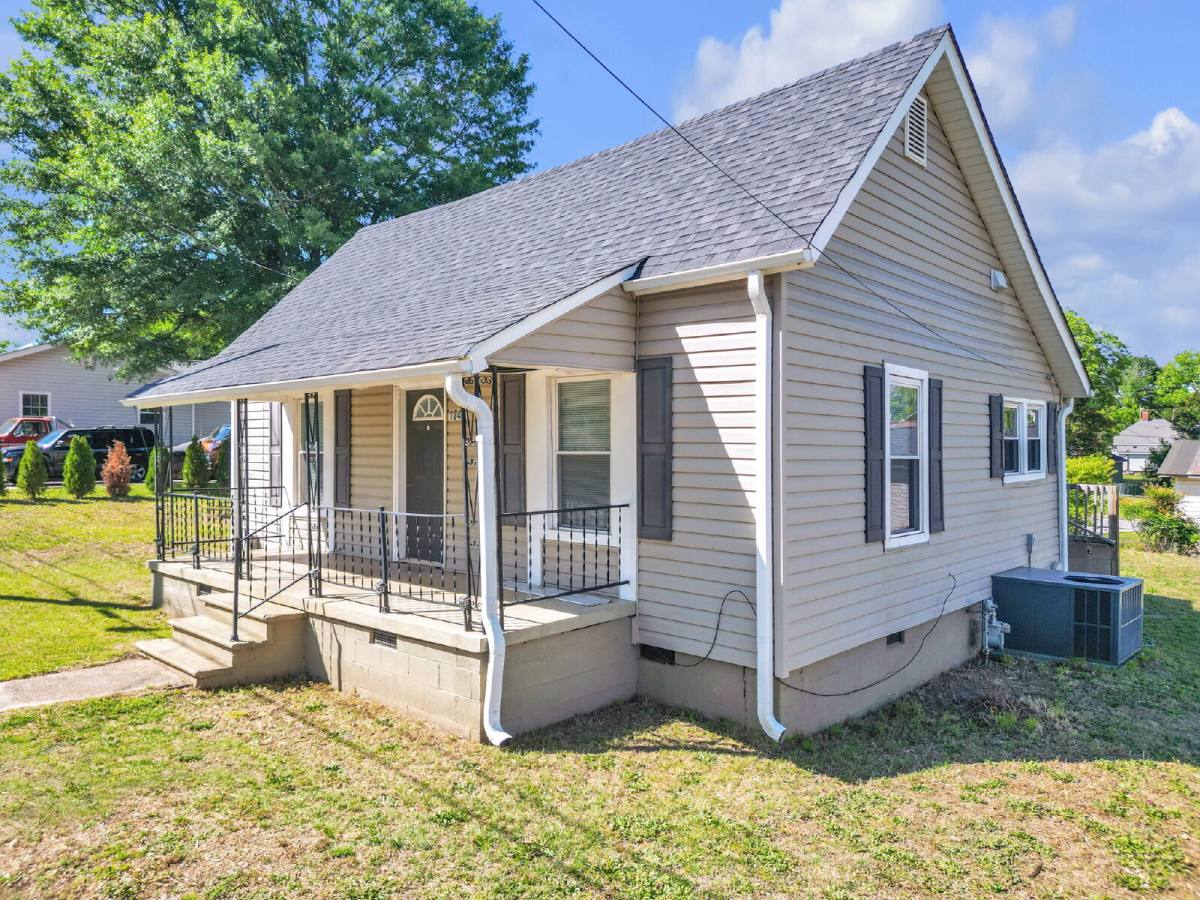 House for rent at 104 Lake Ave, Greer, SC 29650