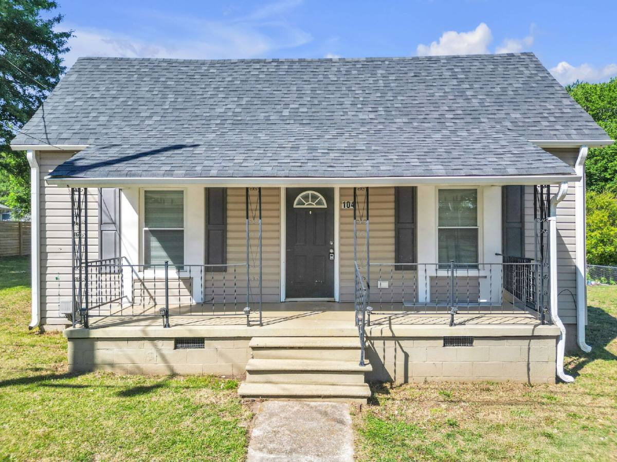 House for rent at 104 Lake Ave, Greer, SC 29650
