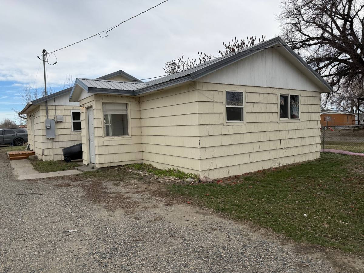 House for rent at 713 S Billings Blvd, Billings, MT 59101