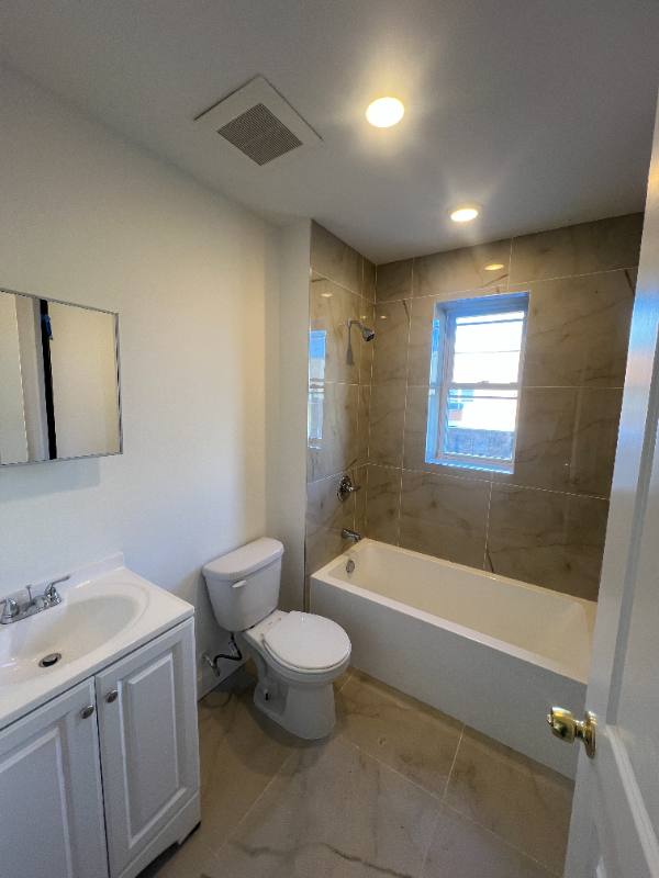 Apartment for rent at 559 Broadway #2, Newark, NJ 07104