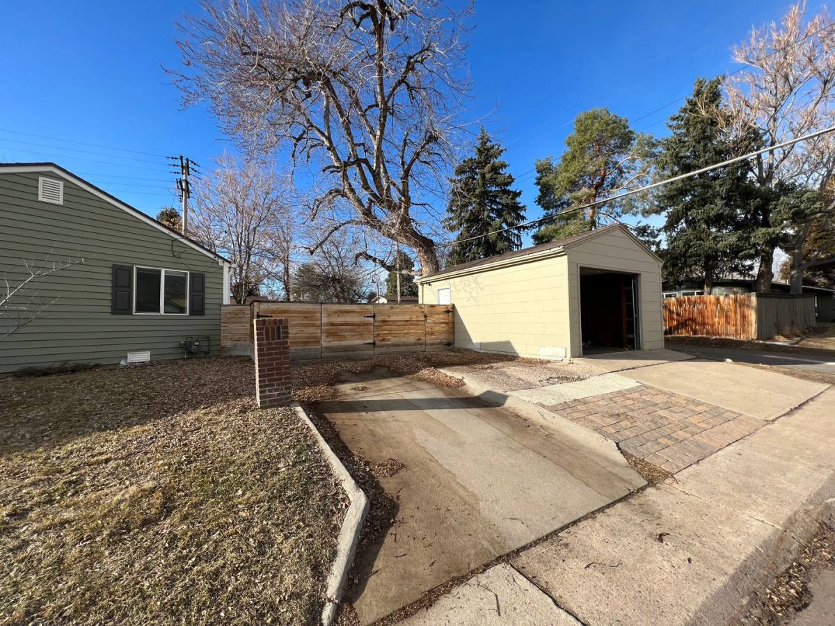House for rent at 2501 S Linley Court, Denver, CO 80219