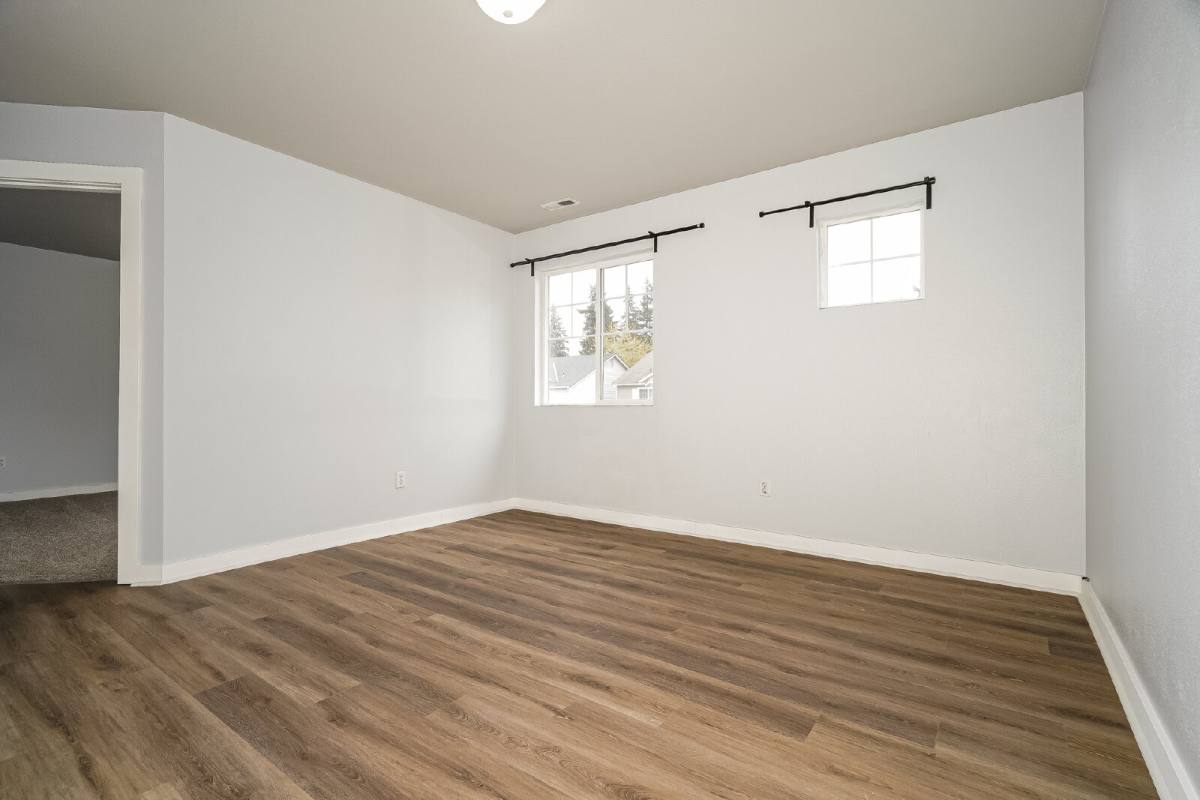 House for rent at 11521 138th St Court E, Puyallup, WA 98374