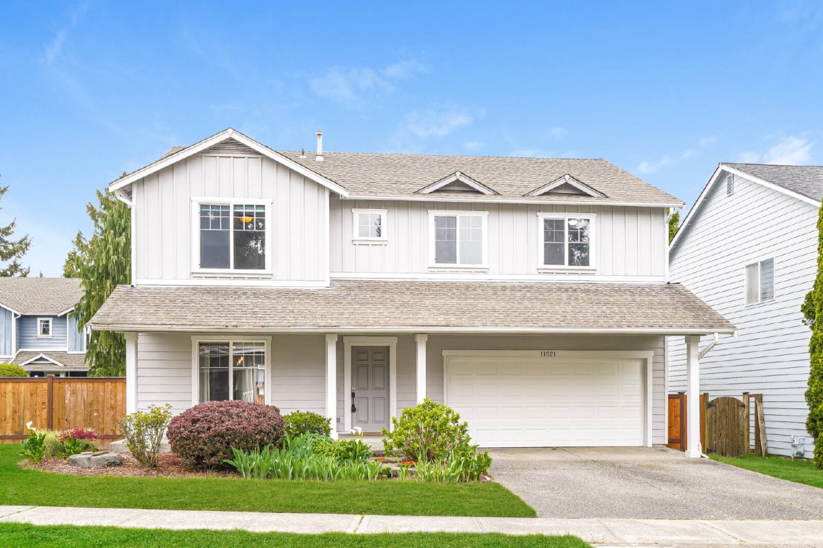House for rent at 11521 138th St Court E, Puyallup, WA 98374