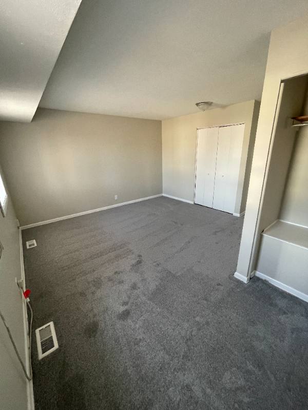 Townhouse for rent at 343 Pershing Ave NE, North Canton, OH 44720