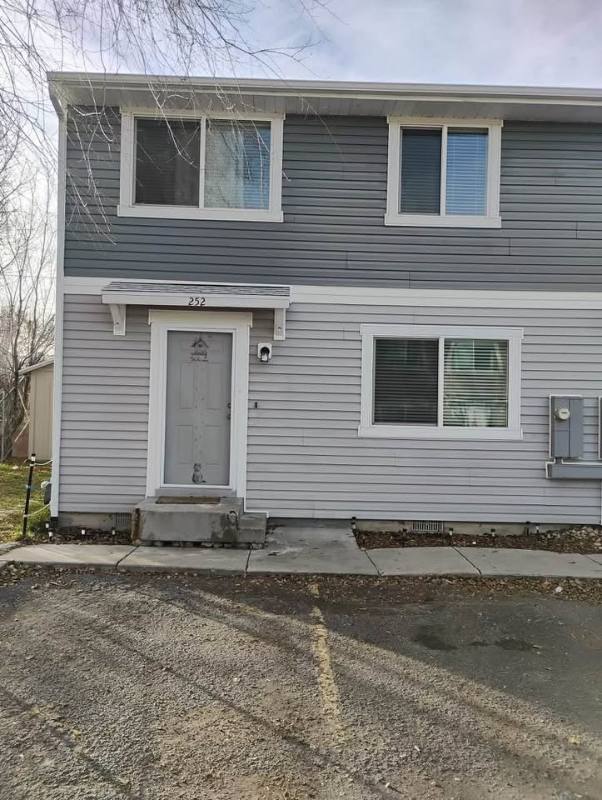 Townhouse for rent at 230 E Center St, Ephraim, UT 84627