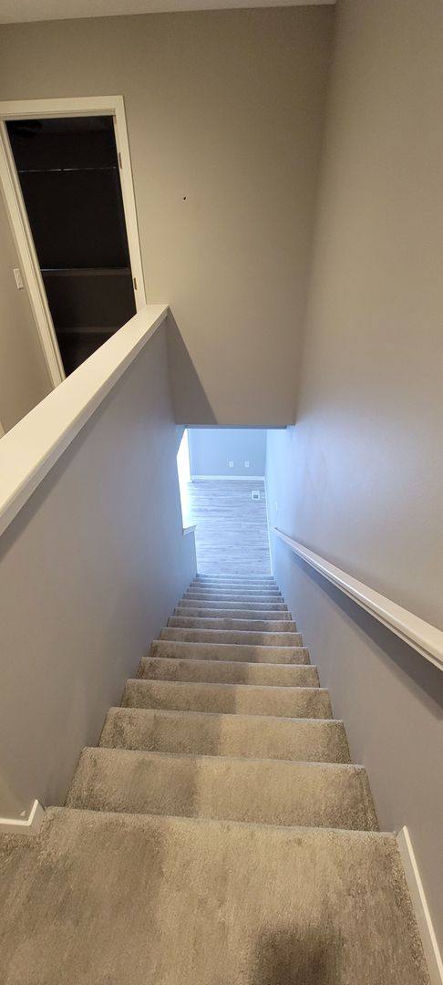 House for rent at 823 Grindstone Circle, Waterloo, IA 50702