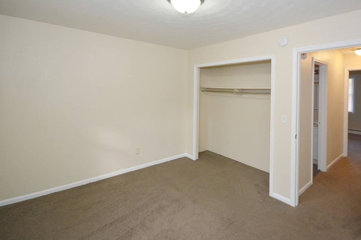 Apartment for rent at 1313 Huntington Ave, Kalamazoo, MI 49048
