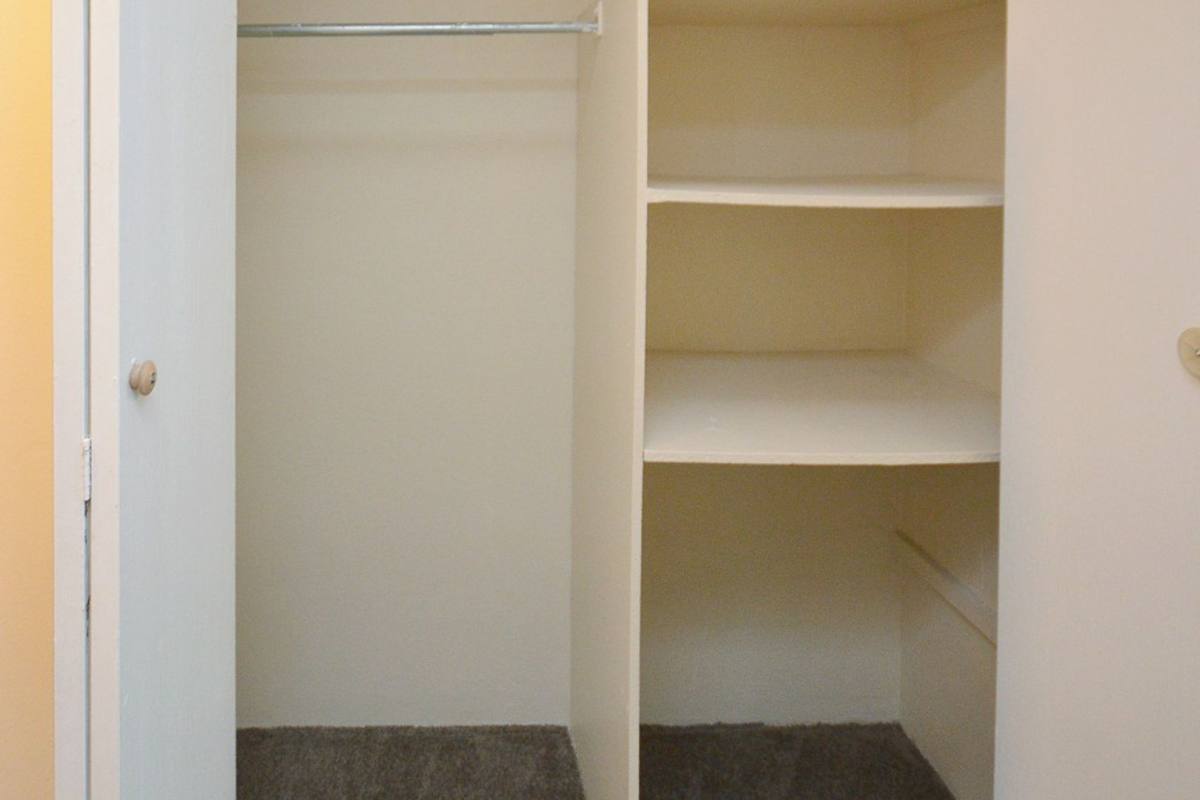 Apartment for rent at 1313 Huntington Ave, Kalamazoo, MI 49048
