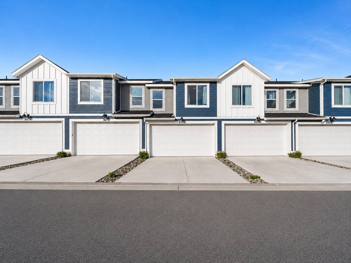 Townhouse for rent at 8468 W Meadow Bank Way, Magna, UT 84044
