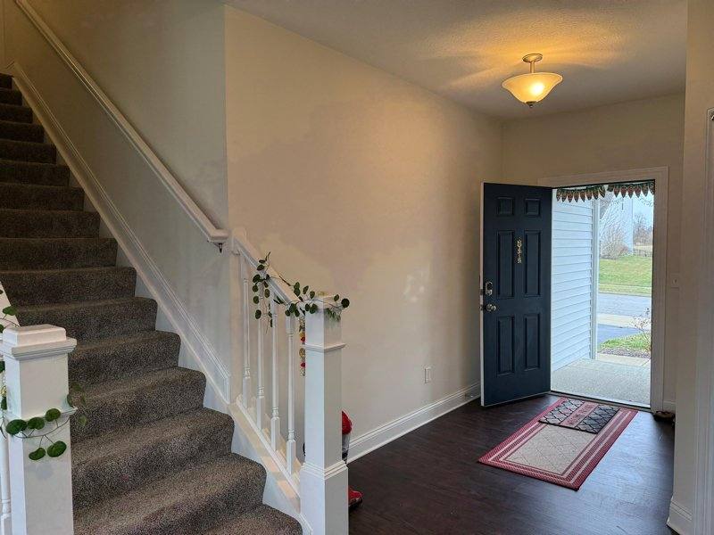 House for rent at 10054 Viburnum Dr, Plain City, OH 43064