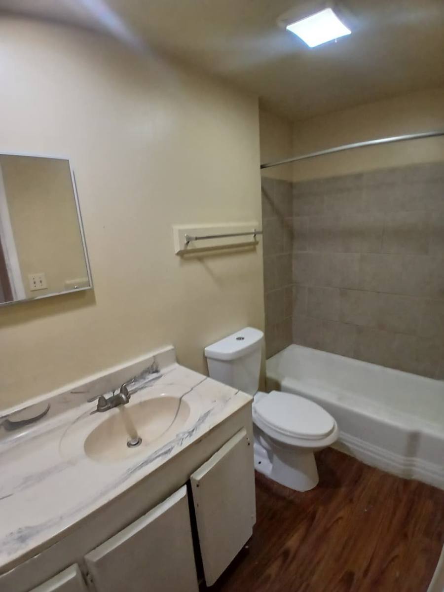 Apartment for rent at 1331-1333 Thurston St #1326, Akron, OH 44320