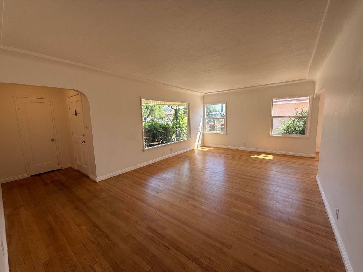 Apartment for rent at 115 Irene St, Bakersfield, CA 93305