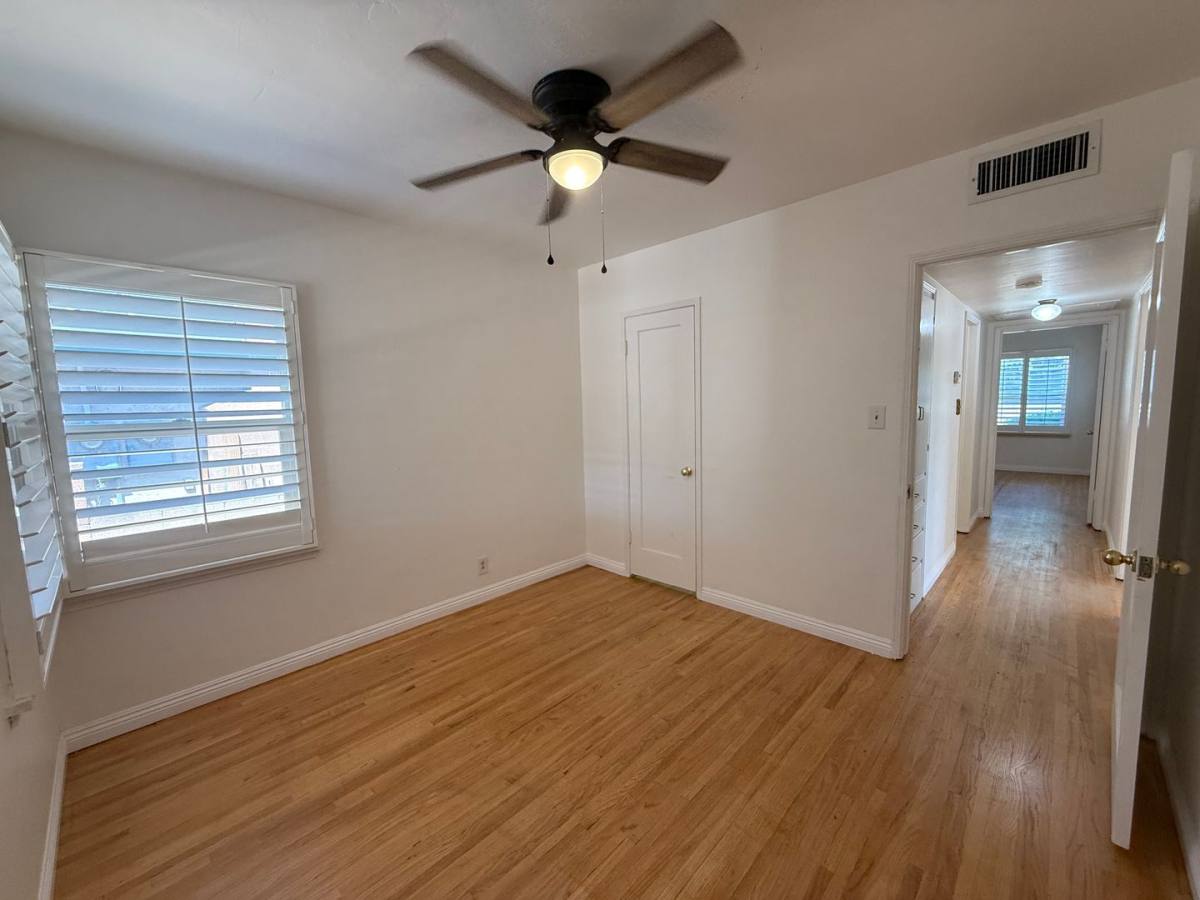 Apartment for rent at 115 Irene St, Bakersfield, CA 93305
