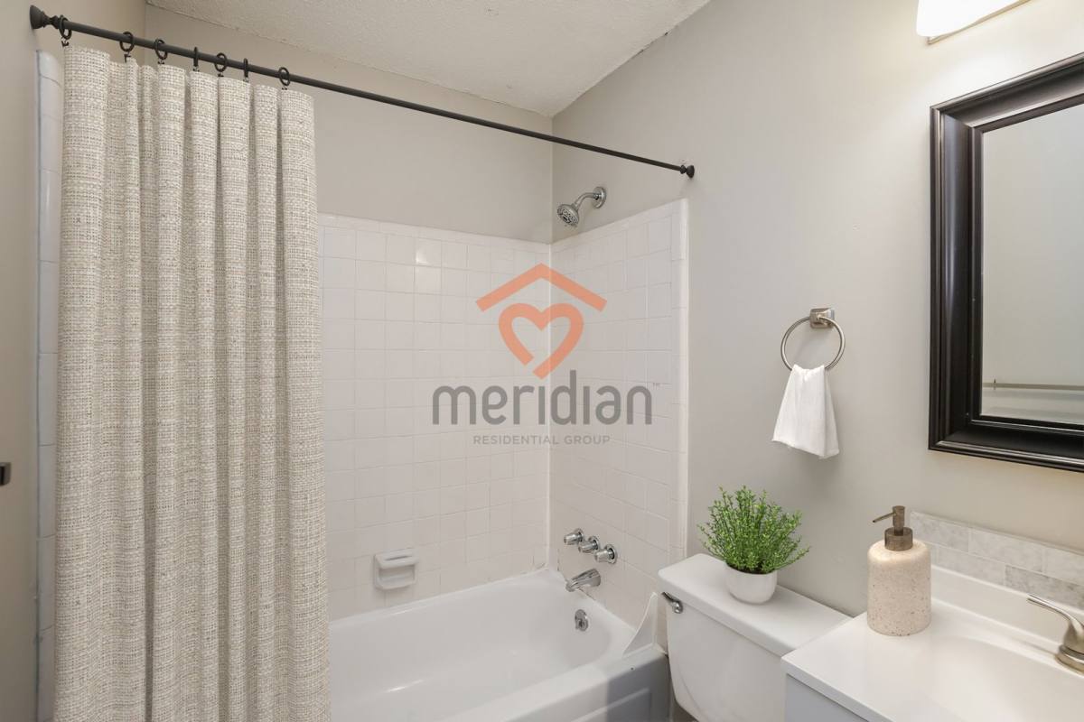 Townhouse for rent at 2103 Rondo St, Charleston, SC 29414