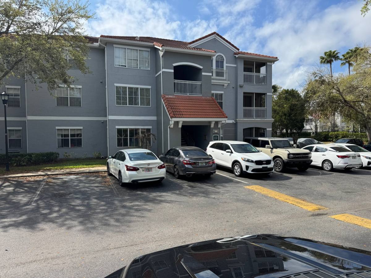 Condo for rent at 18001 Richmond Place Dr #935, Tampa, FL 33647