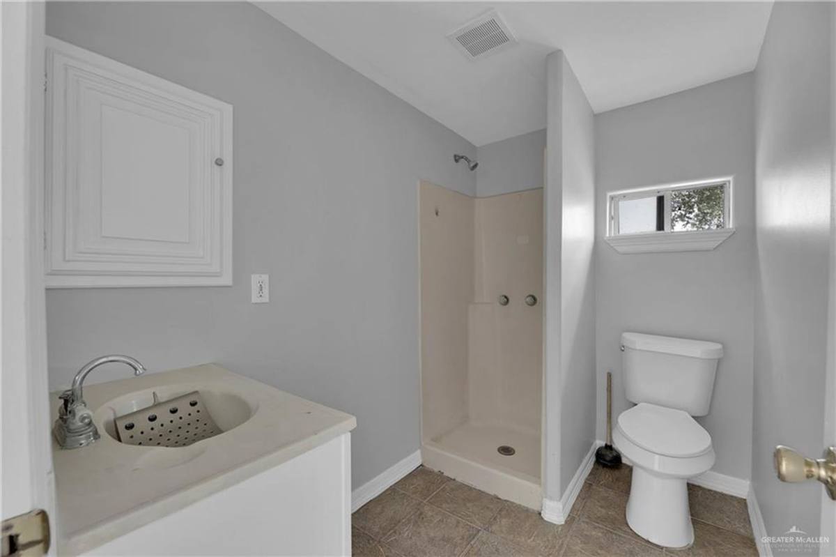 House for rent at 216 S Inspiration Blvd, Mission, TX 78573