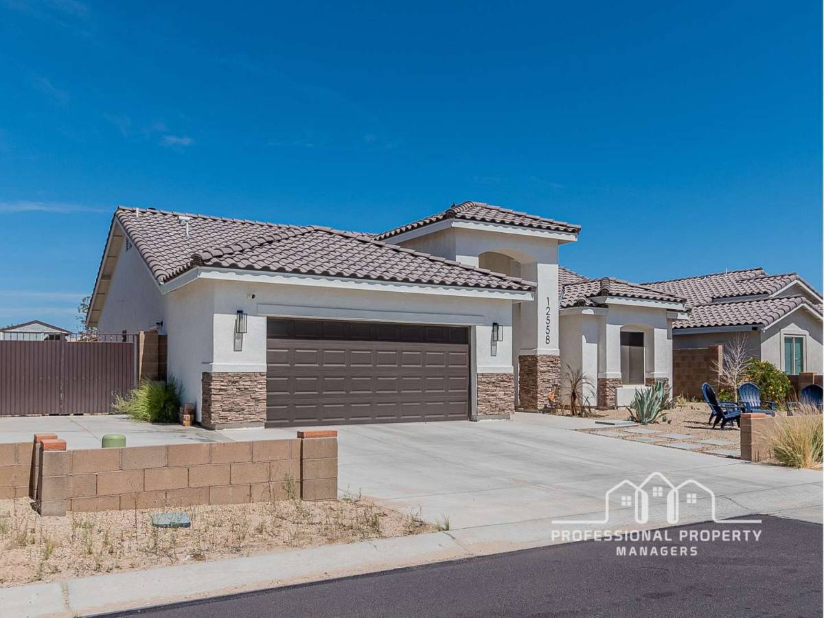 House for rent at 12558 E 49th Dr, Yuma, AZ 85367
